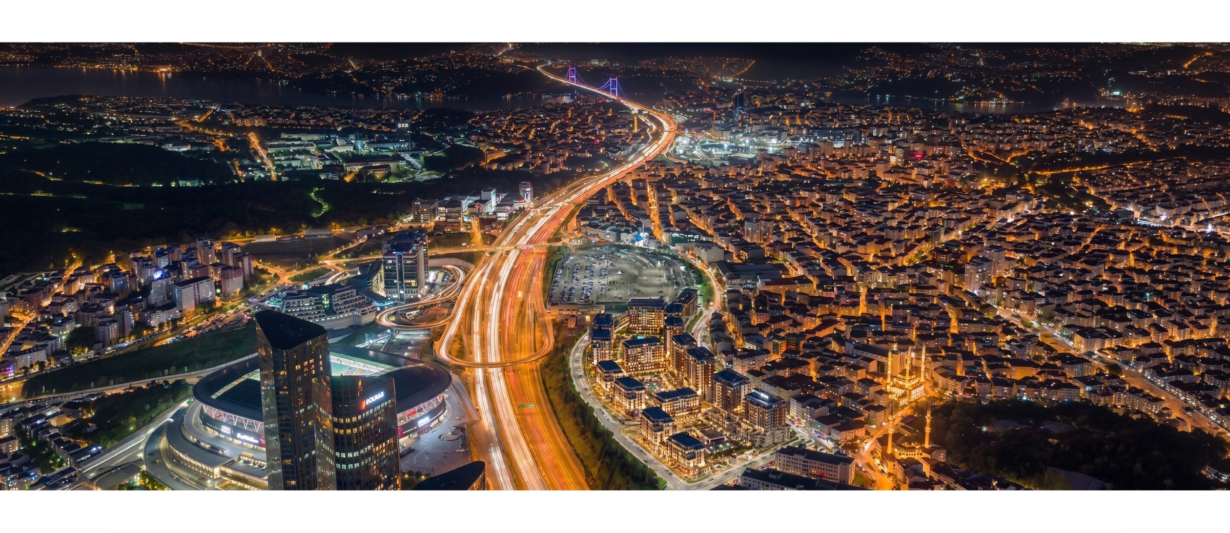 İstanbul gece manzarası, Boğaziçi Köprüsü